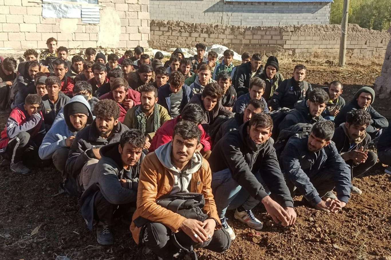 Police nab 188 irregular migrants in eastern Turkey
